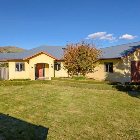 Kawarau Bay View - Cromwell Holiday Home Экстерьер фото