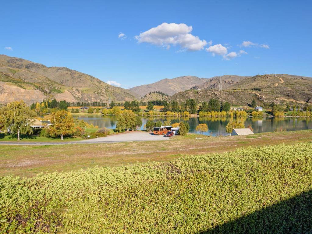 Kawarau Bay View - Cromwell Holiday Home Экстерьер фото