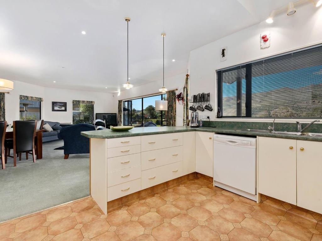 Kawarau Bay View - Cromwell Holiday Home Экстерьер фото