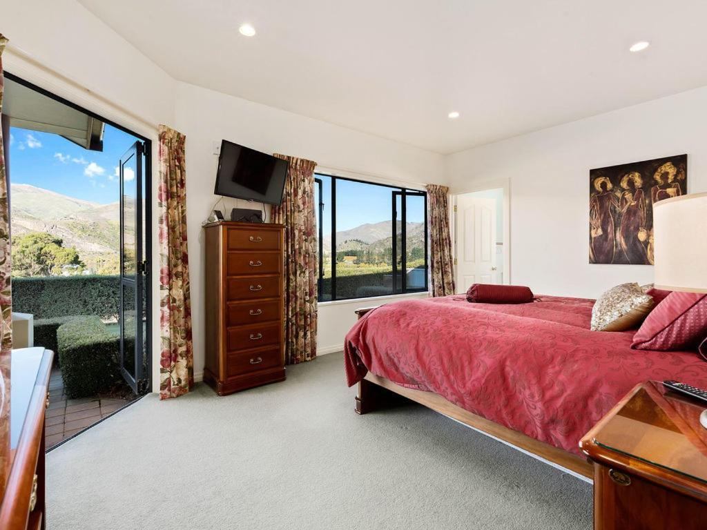 Kawarau Bay View - Cromwell Holiday Home Экстерьер фото